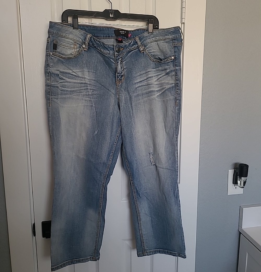 torrid Blue Denim Jeans with Contrast Stitching